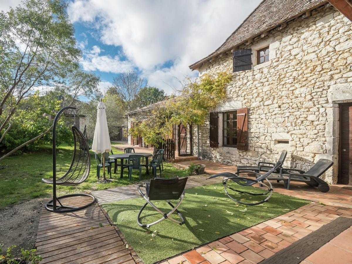 Charming Holiday Home With Pool Monbazillac Exterior photo